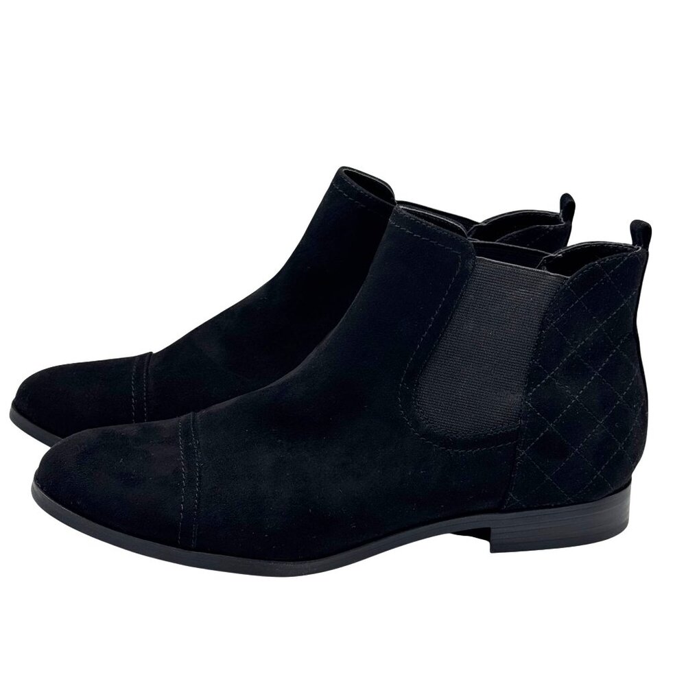 Unisa Untayes Black Chelsea Booties Size 10M Quilted Textile Pull On Block Heel